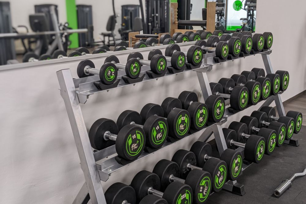 fitplus Fitnessstudio Lauf Freihanteltraining_2