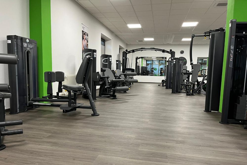 fitplus Fitnessstudio Lauf Krafttraining